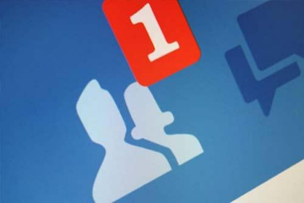 Facebook contra solicitudes de dar “like” “share” y “votaciones”