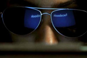 Cómo saber quién visita mi perfil de Facebook o lo visita mucho ¿Es posible?