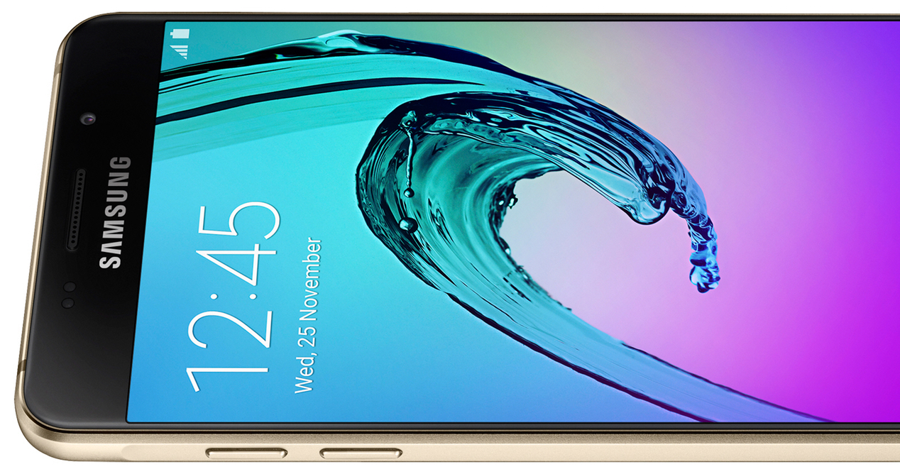 Móvil Samsung se queda en el logo