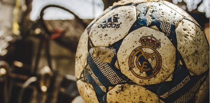 tener la app del real madrid en el telefono