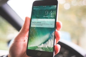Cómo activar/mostrar o desactivar/ocultar notificaciones en pantalla de bloqueo en Android e iOS