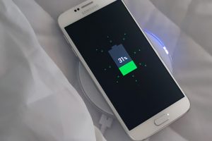 Así es como Deberías Cargar una Batería de Móvil Nueva