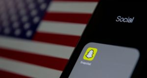eliminar mensajes guardados ocultos snapchat