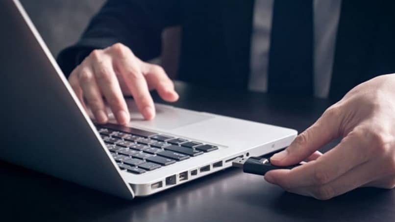 formatear pendrive desde bios