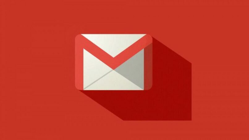 logo de gmail con fondo rojo