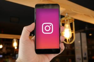 Cómo subir o poner varias fotos en una sola historia o publicación de Instagram