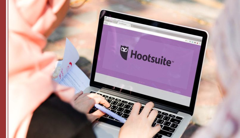 hootsuite configurar mensajes programados