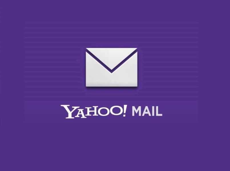logo de yahoo mail blanco con fondo color lila