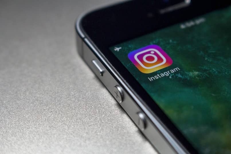 guia rapida para poner una nueva ubicacion en la aplicacion instagram