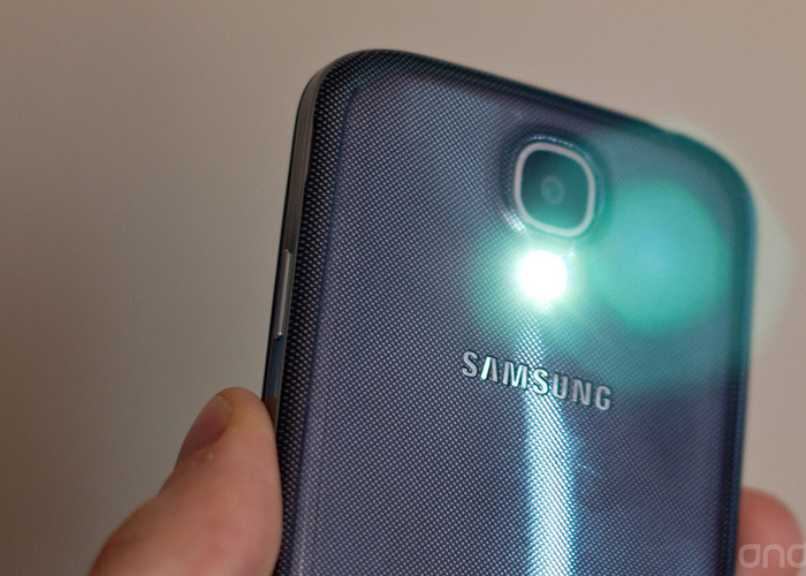 luz encendida samsung 