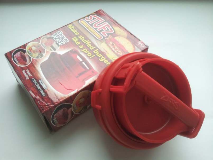 compacto utensilio rojo