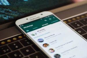 Cómo usar o utilizar WhatsApp en el extranjero para llamar o mandar mensajes sin coste adicional