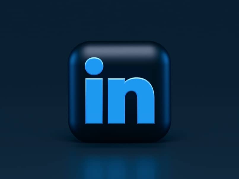 ¿Cómo eliminar tu cuenta de LinkedIn desde tu dispositivo móvil o PC?