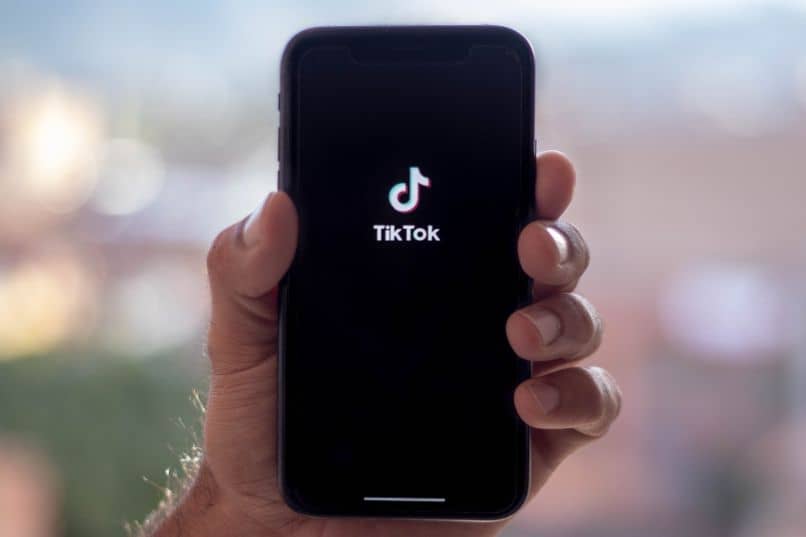 ¿Cómo borrar notificaciones de TikTok que son molestas o indeseadas?